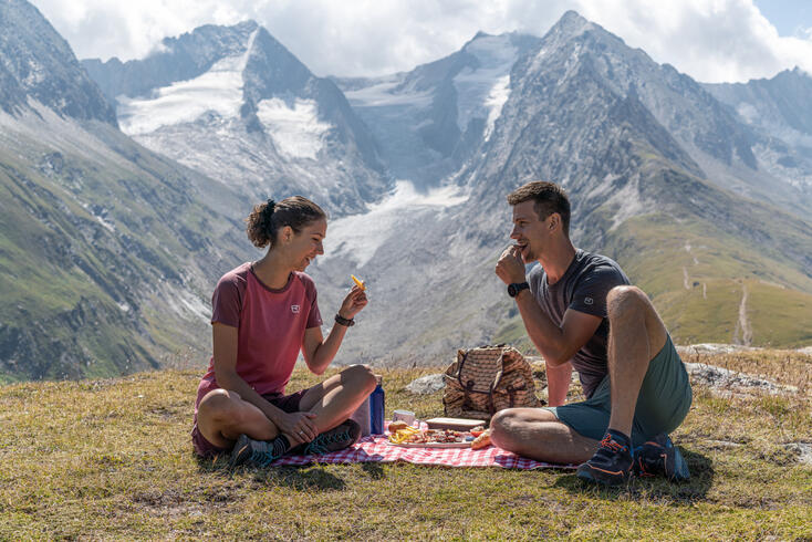 Picknick in den Tiroler Bergen