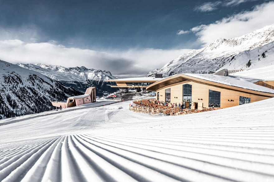 top mountain crosspoint restaurant | © Alexander Maria Lohmann