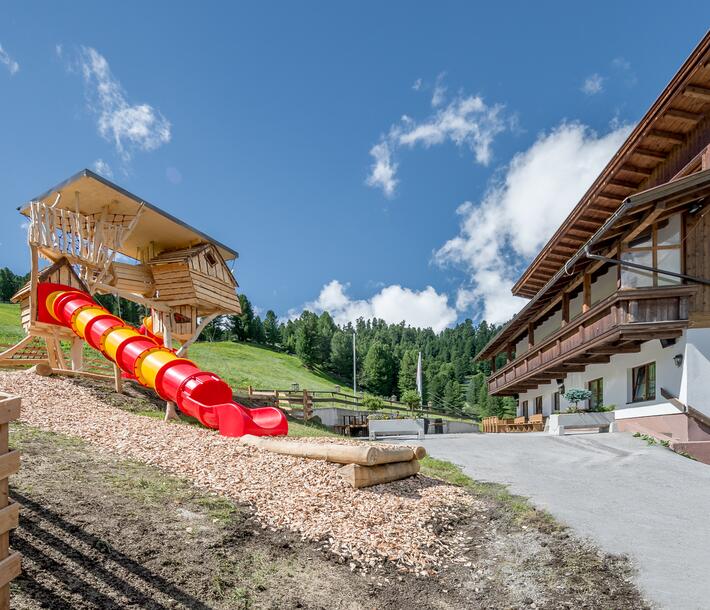 hut with playground in the Ötztal valley