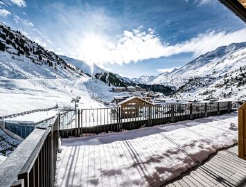 skihotel obergurgl directly at the ski slope