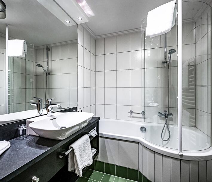 bathroom double room Obergurgl