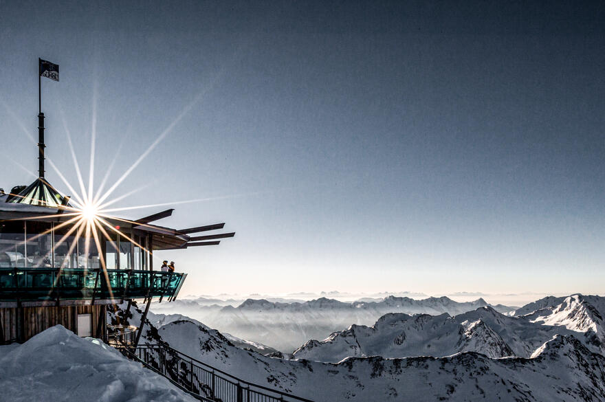 panorama bar at the gipfelgrat | © Alexander Maria Lohmann