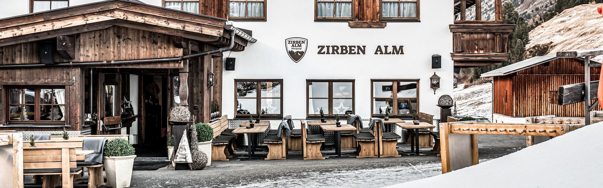 zirbenalm bergrestaurant mit sonnenterrasse | © Alexander Maria Lohmann