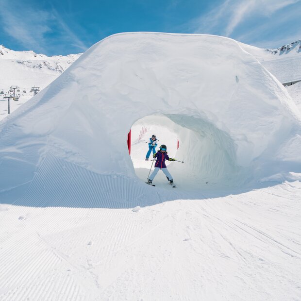 skiing area for children in Tyrol | © Ötztal Tourismus