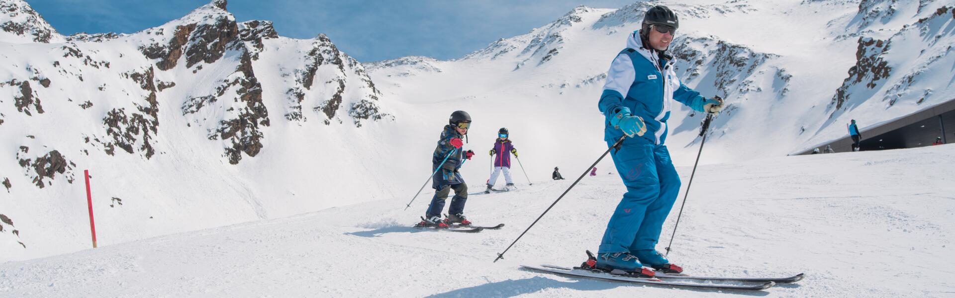 ski course on holiday in Tyrol | © Ötztal Tourismus