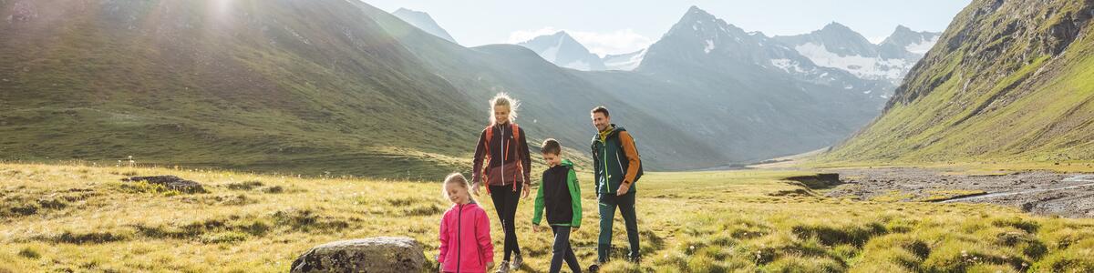 family hike in Obergurgl