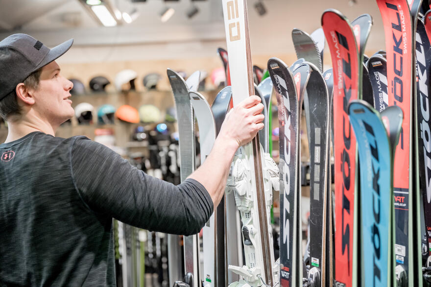 hotel with sports shop obergurgl